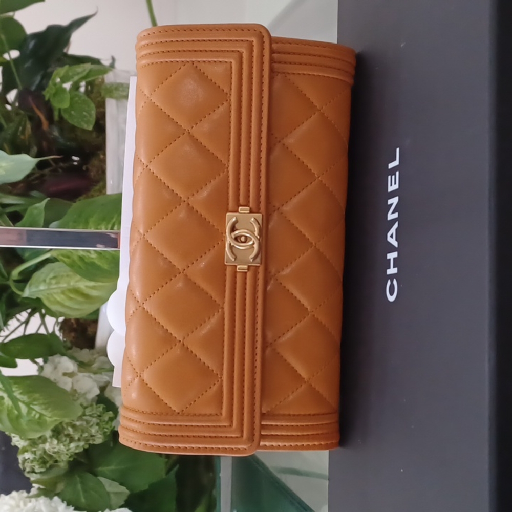 Chanel wallet - Picture 3 of 16